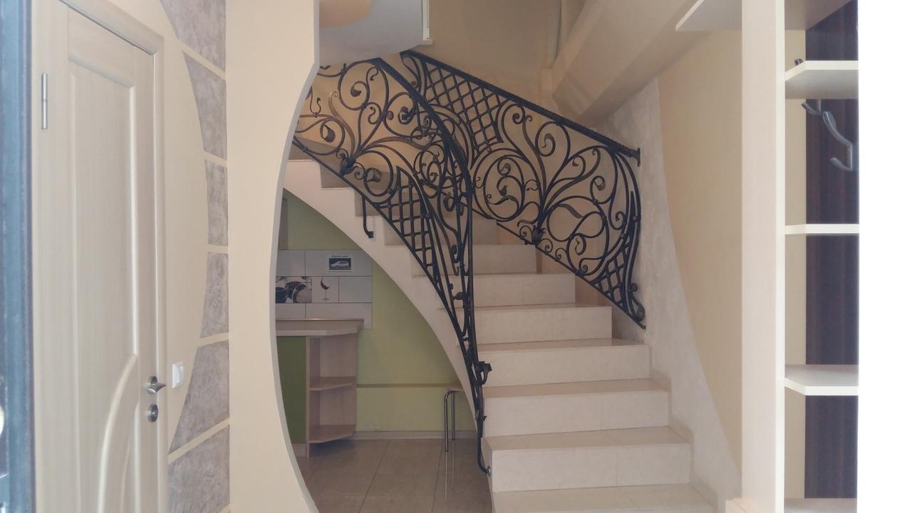Uzh Apartments Uzjhorod Eksteriør billede